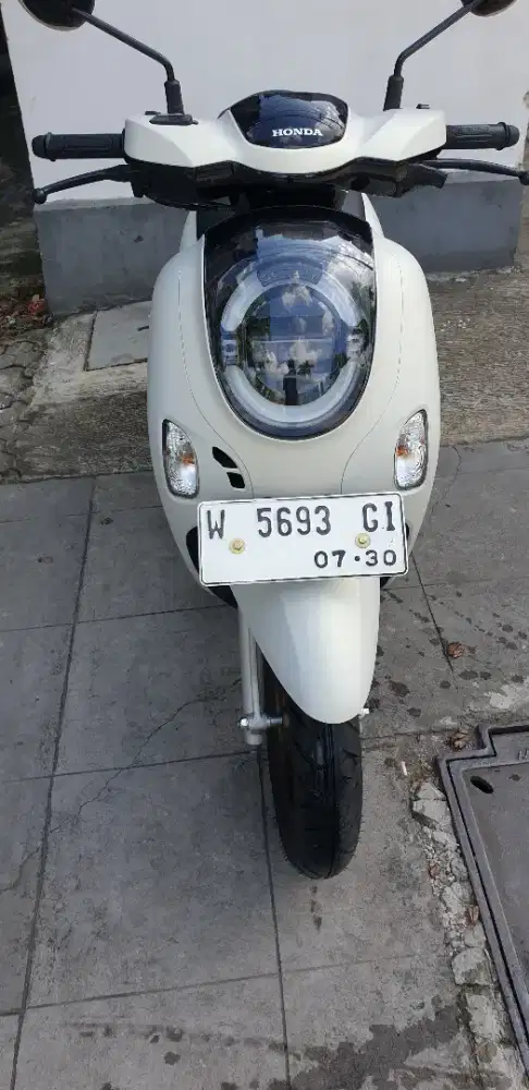 KM 9 ratus Scoopy Prestige th 2025 W Gresik istimewa pjk 07-2026