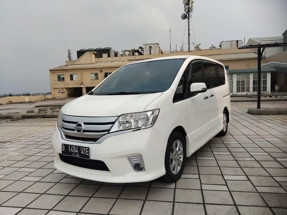 Nissan Serena HWS AT 2014 PANORAMIC