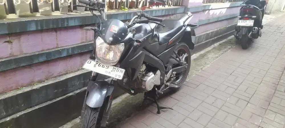 Motor yamaha vixion
