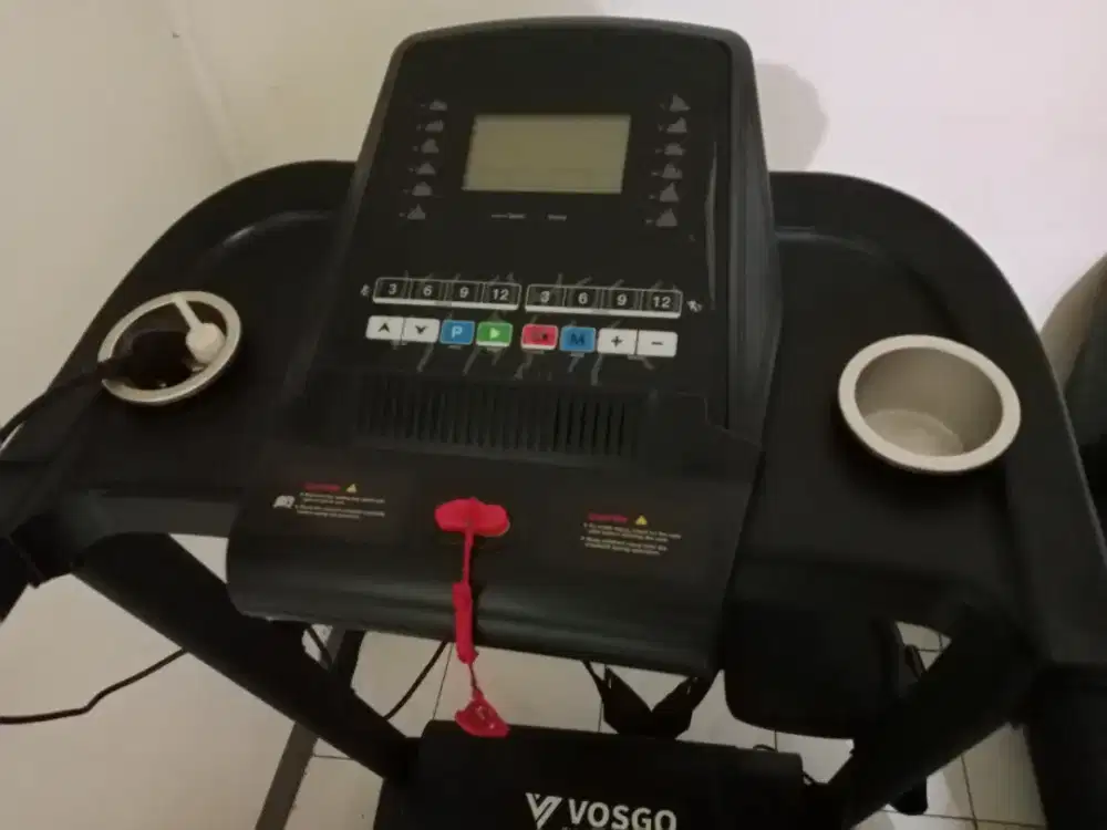 Di jual butuh treadmill, jarang di pake,