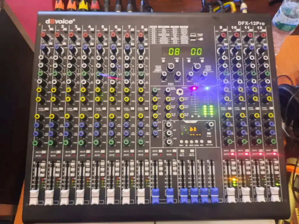 Mixer DbVoice DFX 12