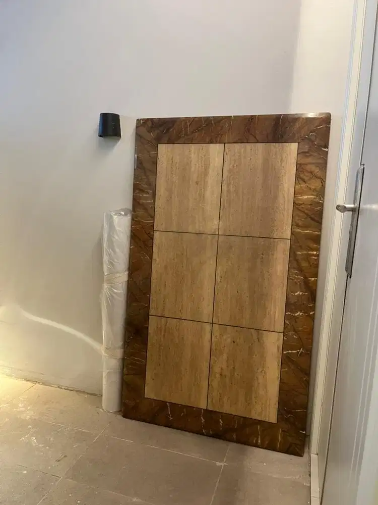 MARMER (ex Meja Makan)