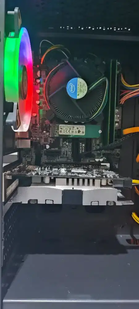 CPU Intel core i5 3470 + GTX 650TI