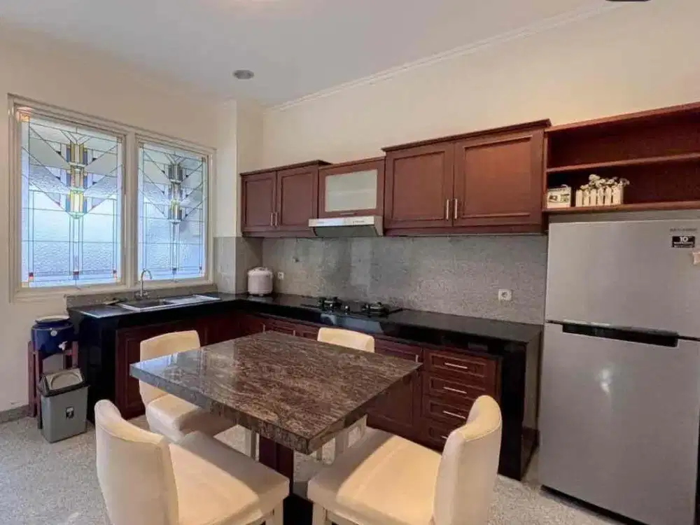 Disewakan apartment excusive  sayap pajajaran

Apt - 2BR 2WC
Luas 80mtr 
Harga 11jt/bln
Per tahun 115jt/thn
Full furnished 
Free ipl
Free parking
Pet allow



Ne