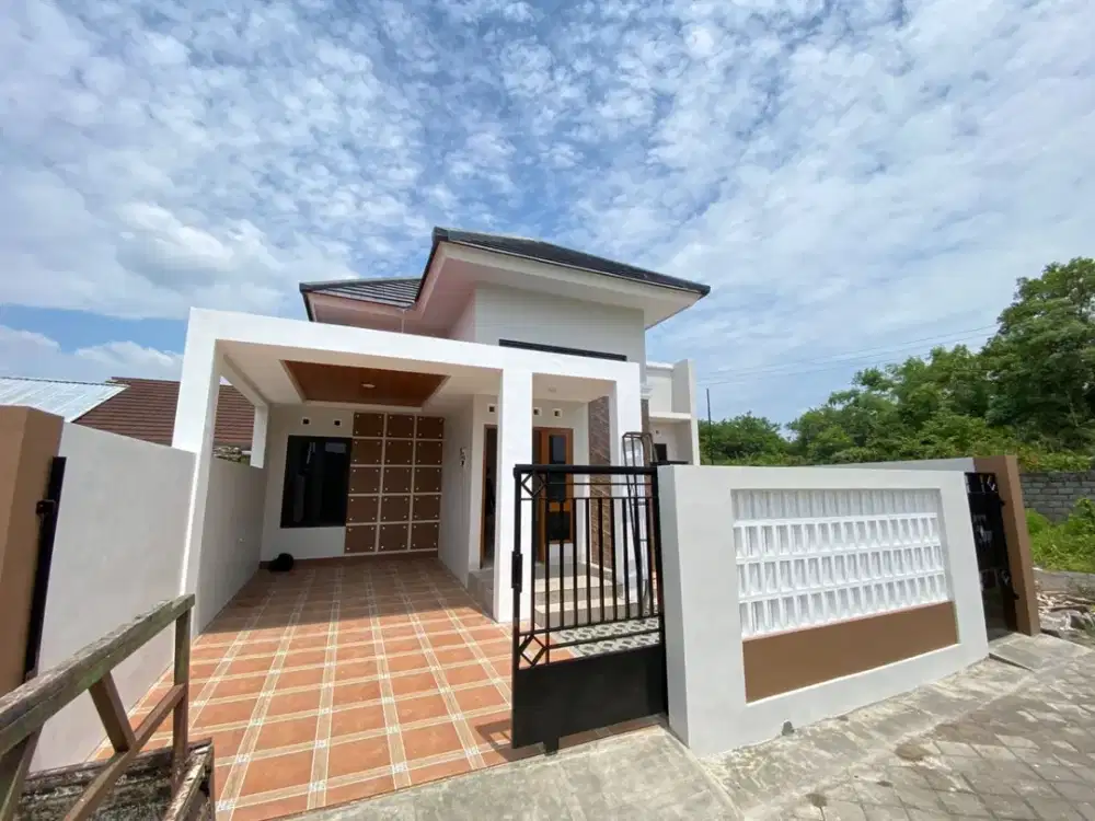 Rumah Cantik Siap Huni Di Sleman Dekat Kampus UNRIYO, PROMO 890Jt