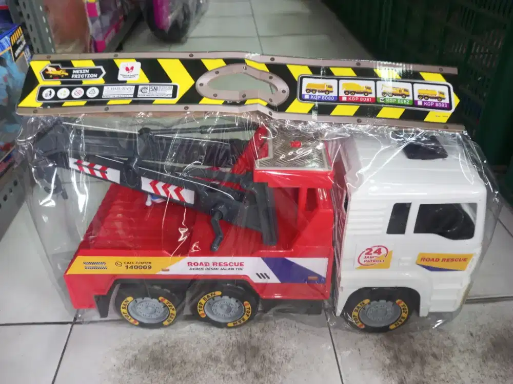Mainan Anak derek truk