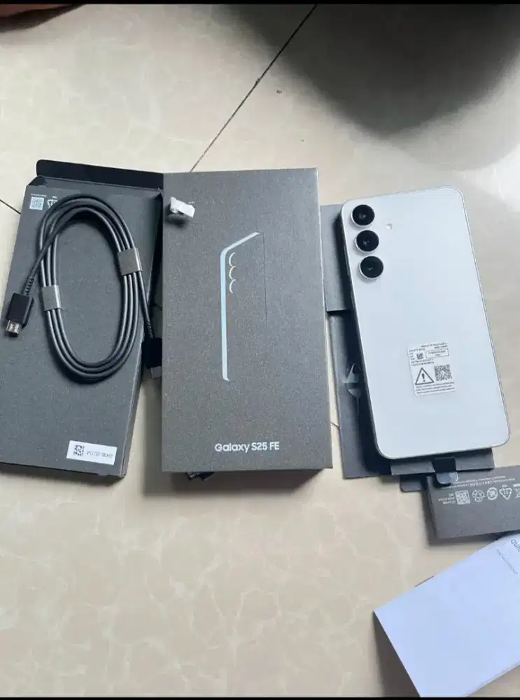 Samsung S25 Fe 256gb Like/New