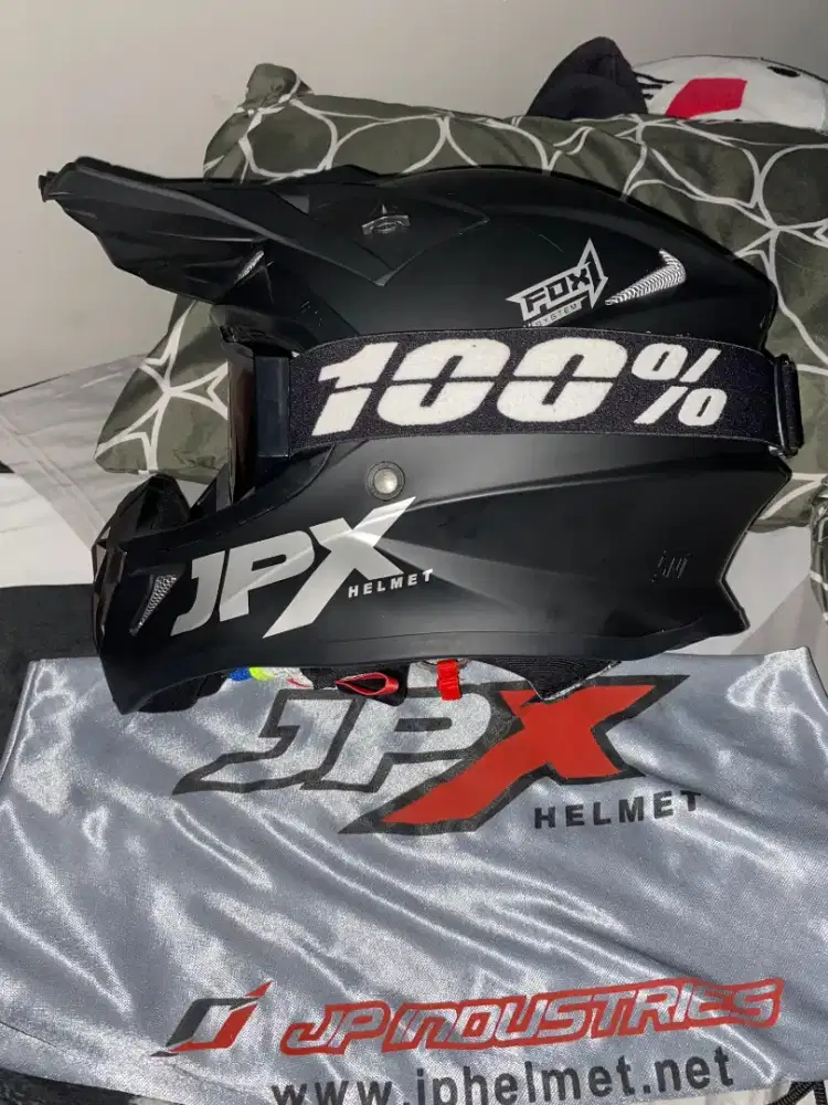Helm jpx fox 1 full face