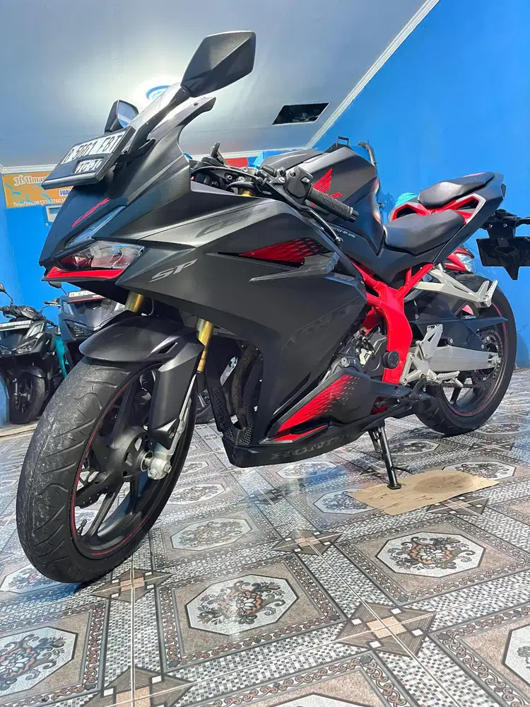 HONDA CBR 250R ABS MOTOR ISTIMEWA