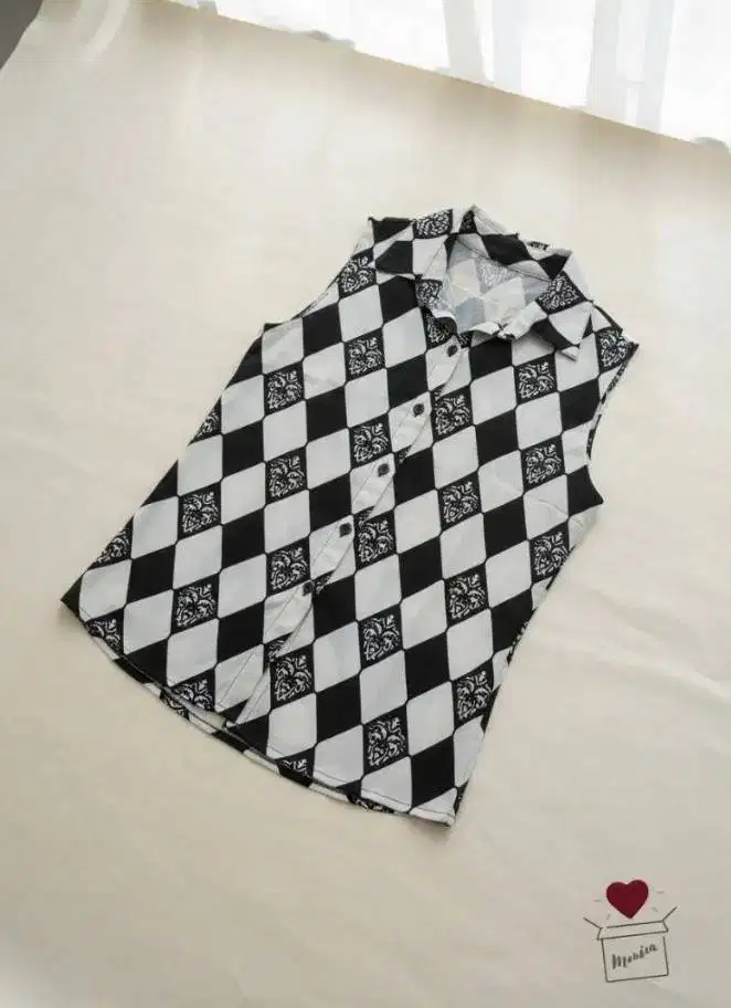 ATASAN / KOREAN TOP MONOCHROME