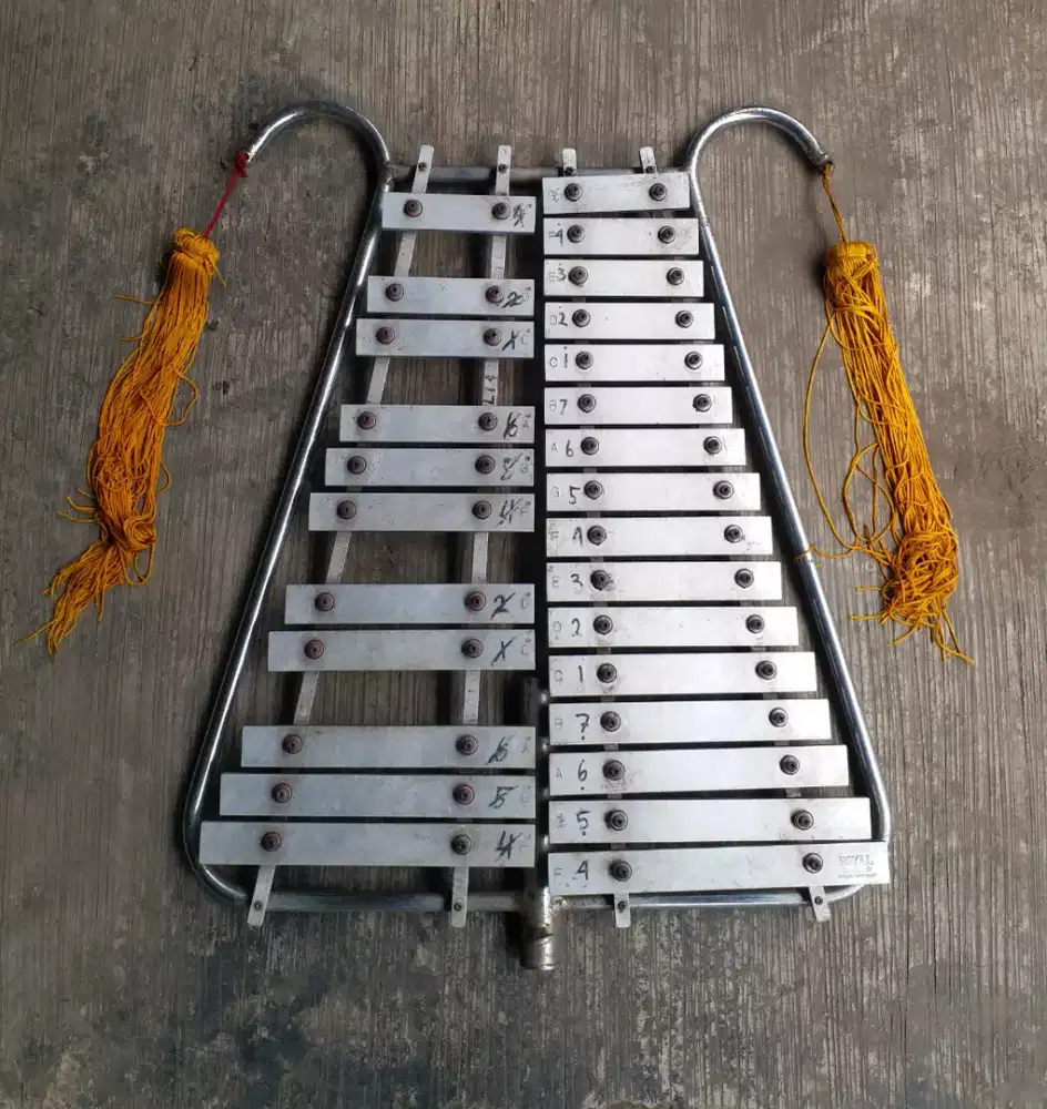 YULODIA BEKASI-Royal bell belyra belira 27 keys ori normal