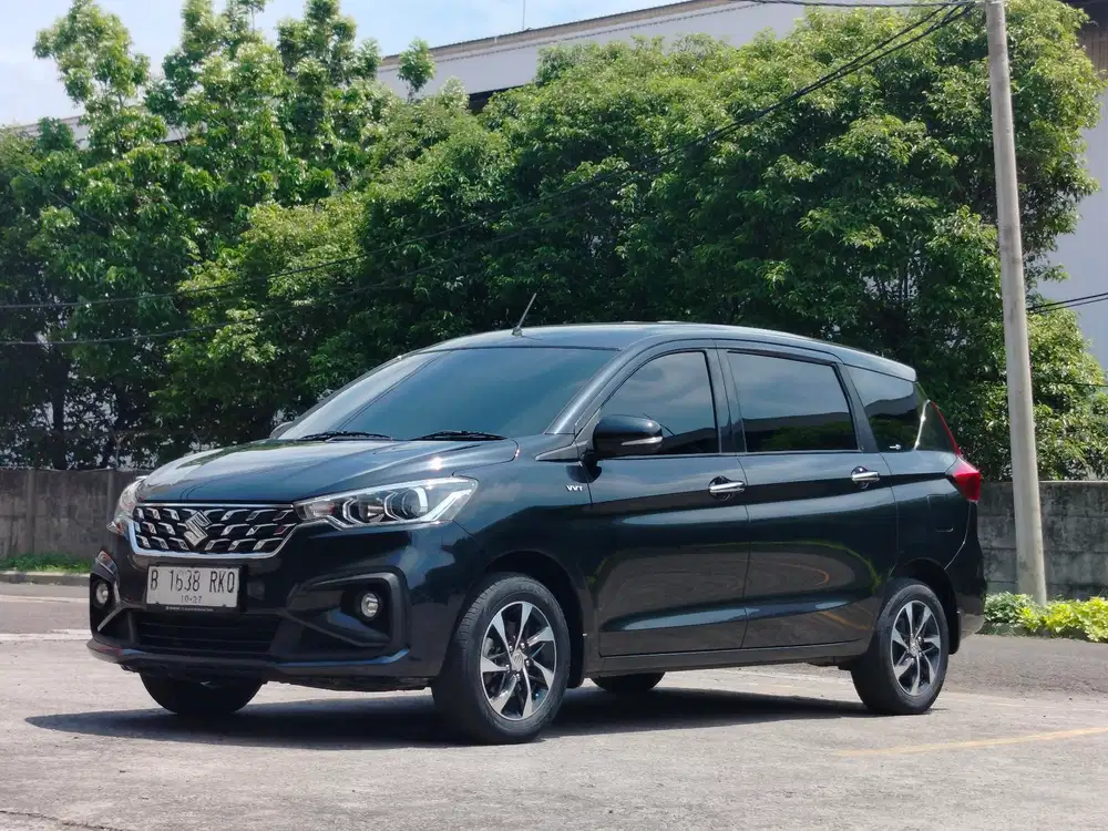 [MURAH DP 10Jt]  Suzuki Ertiga GX Hybrid AT 2022, Hitam
