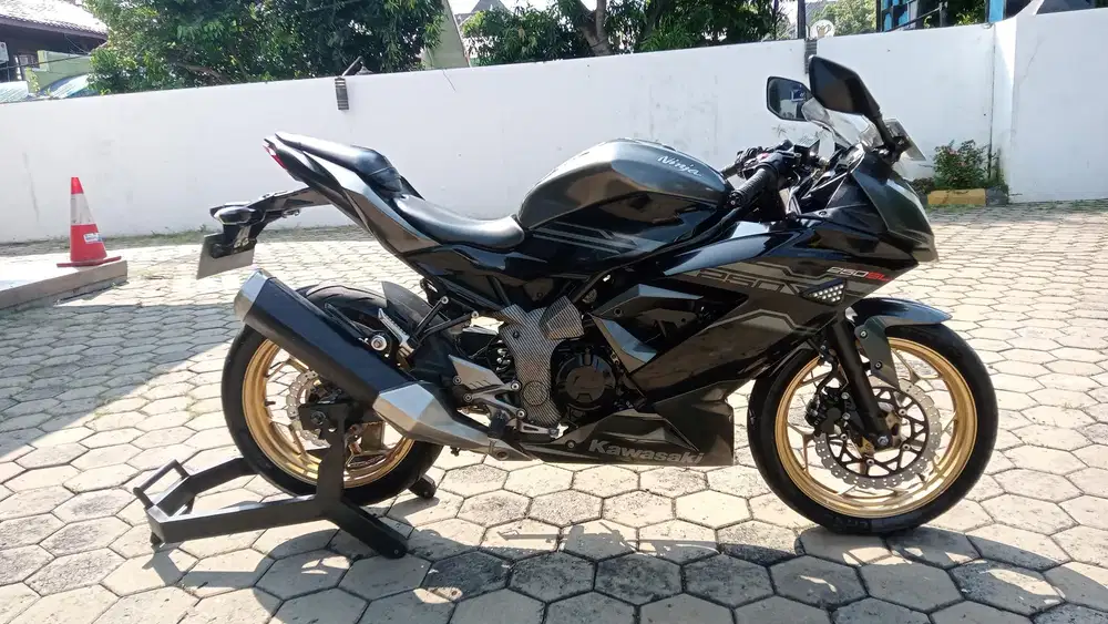 Ninja 250 Th 2017 Istimewa