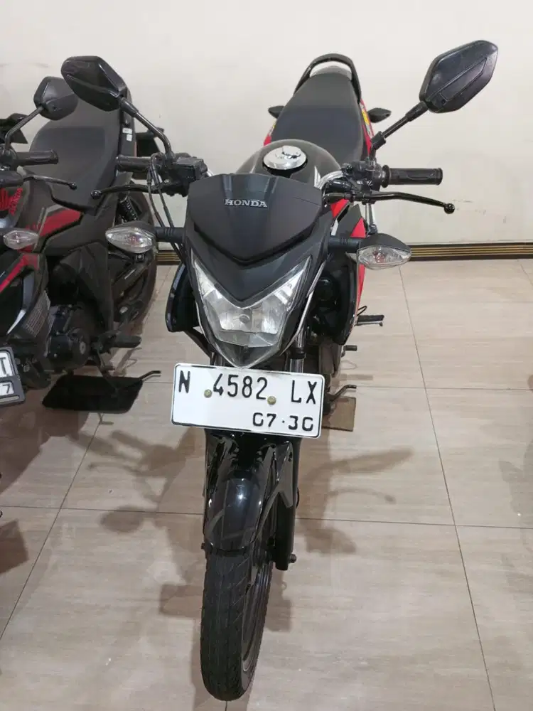 Honda CB 150 R 2015 cash 11.800.000