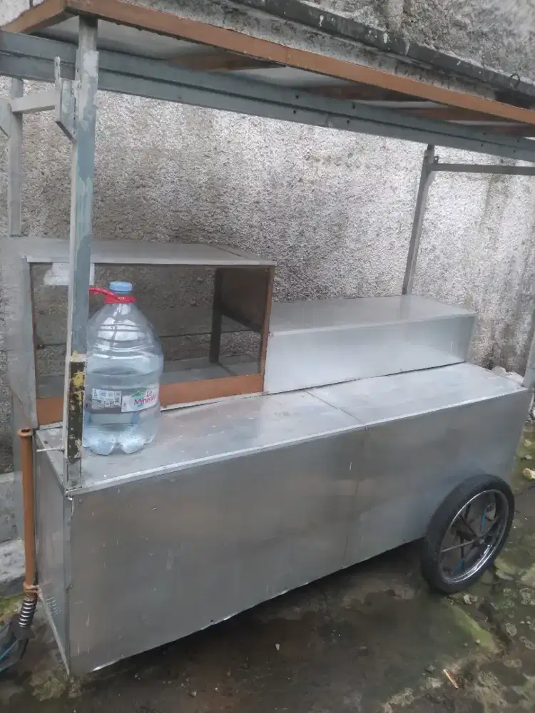 Gerobak roda almunium