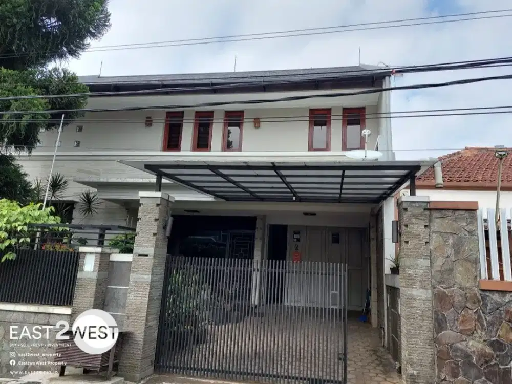 Dijual Rumah Simpang Pahlawan 3 Bandung Jawa Barat Bagus Terawat Nyaman Siap Huni