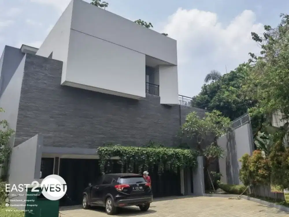 Dijual Rumah Bukit Terrace Golf BSD City Tangerang Selatan Lokasi Hijau Nyaman Besar Mewah Siap Huni