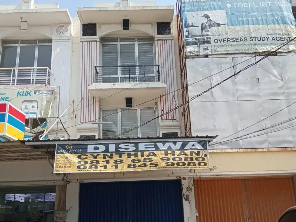 Ruko 3 Lantai, Lokasi Strategis, Parkir Luas, Bisa untuk Usaha