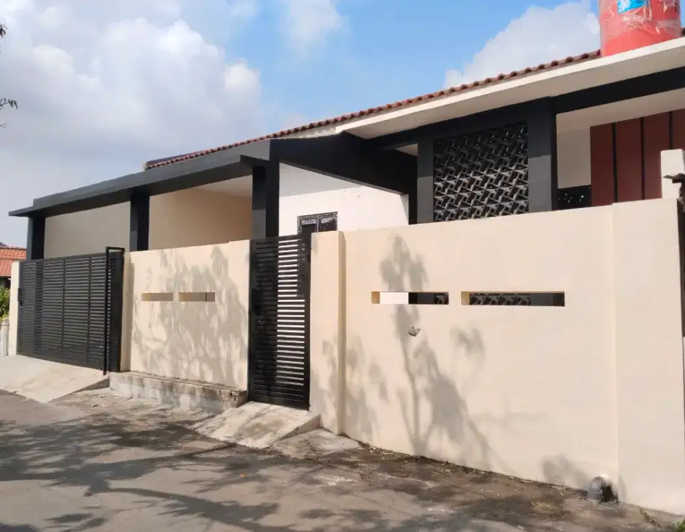 Disewakan rumah baru tengah kota