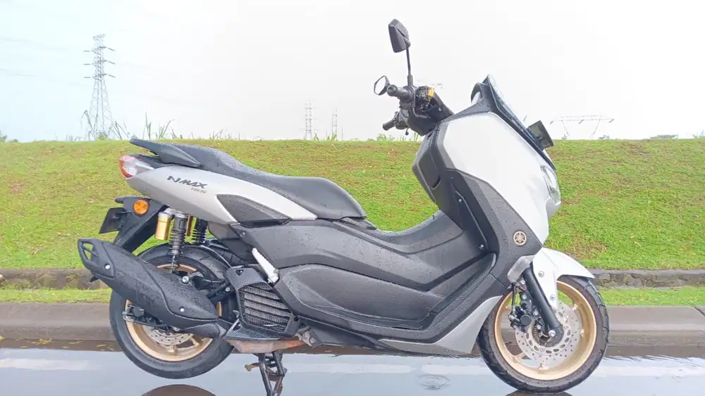 Yamaha NMAX connect keyles like new 2021