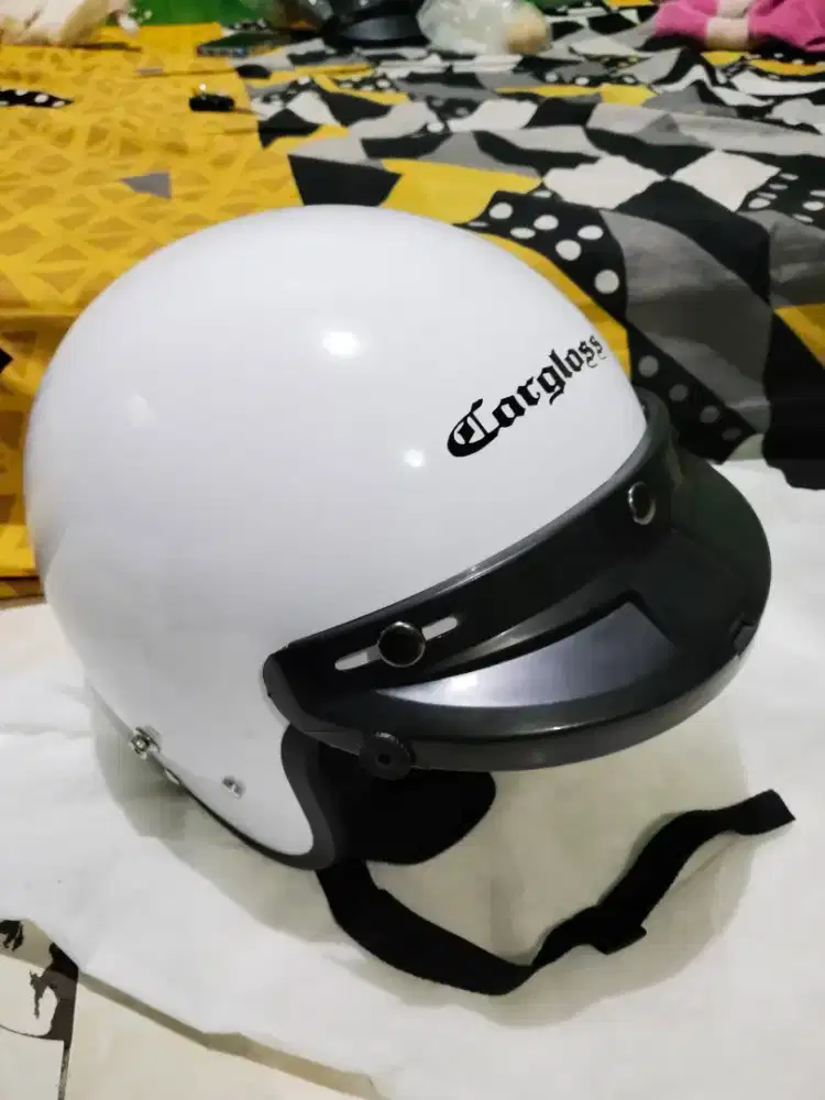 Helm Cargloss Ready Warna putih