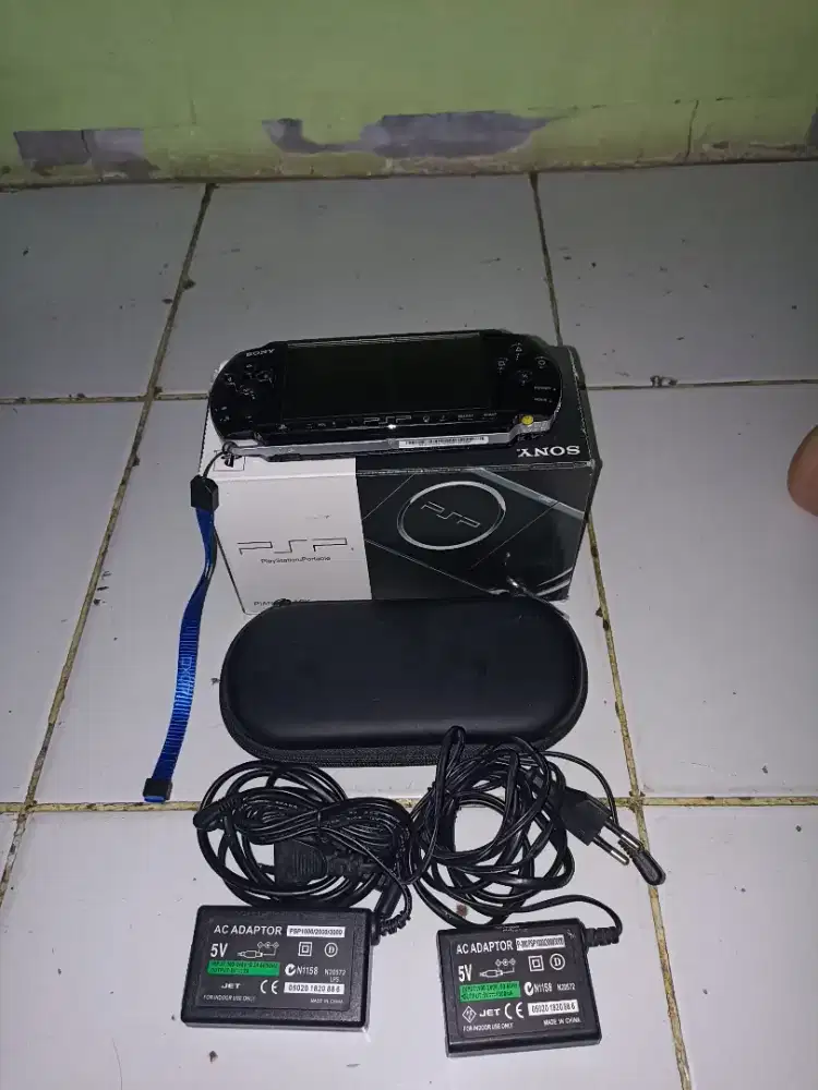 Sony PlayStation Portable PSP Slim 3000 Piano Black fullset