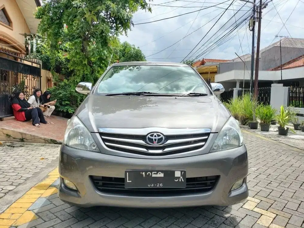 Toyota Innova 2.0 G Bensin Matic/At 2010 Kondisi Sangat Terawat