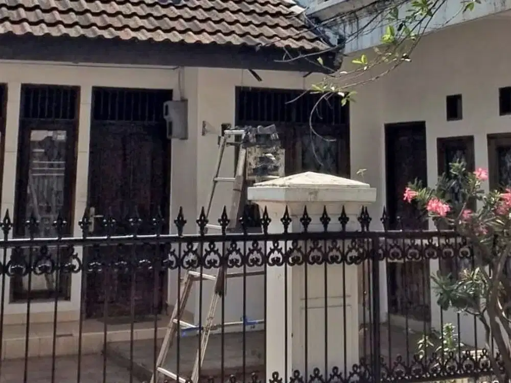 Rumah 2 Lantai Harga Nego Sampai Deal di Taman Wisma Asri, Bekasi