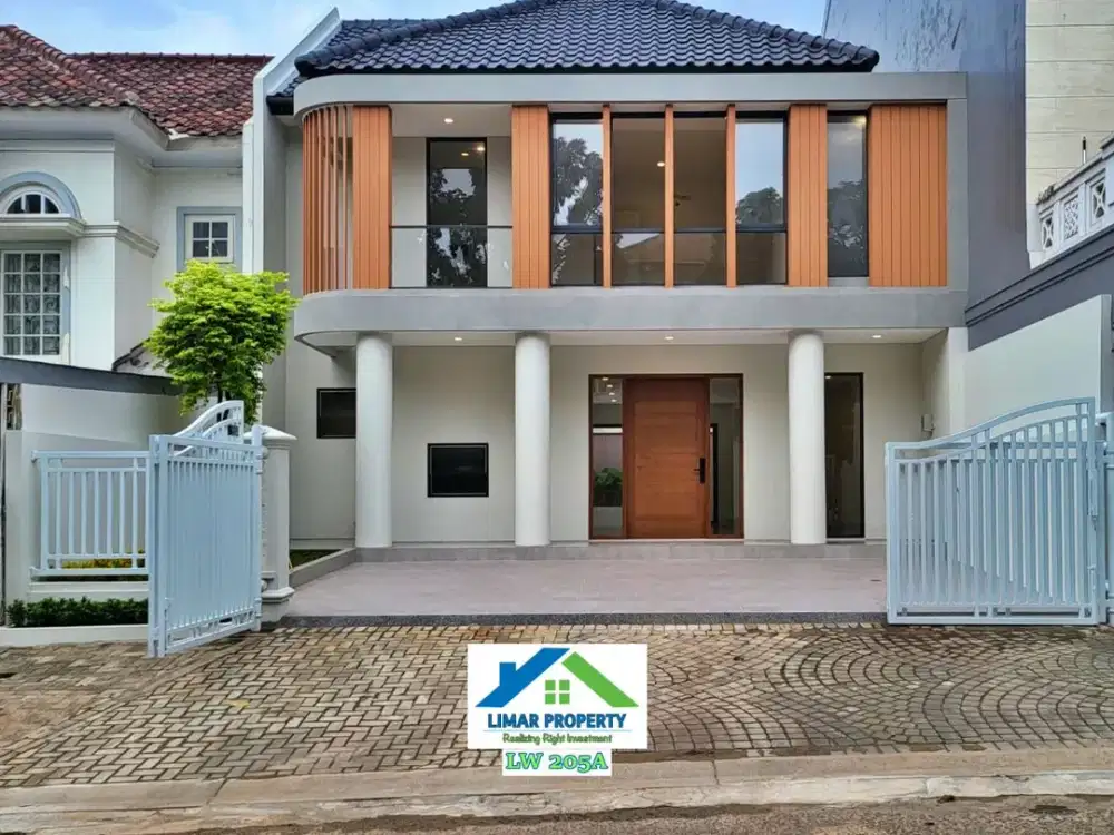 Rumah Boulevard Cozy dan Strategis di Legenda Wisata Cibubur