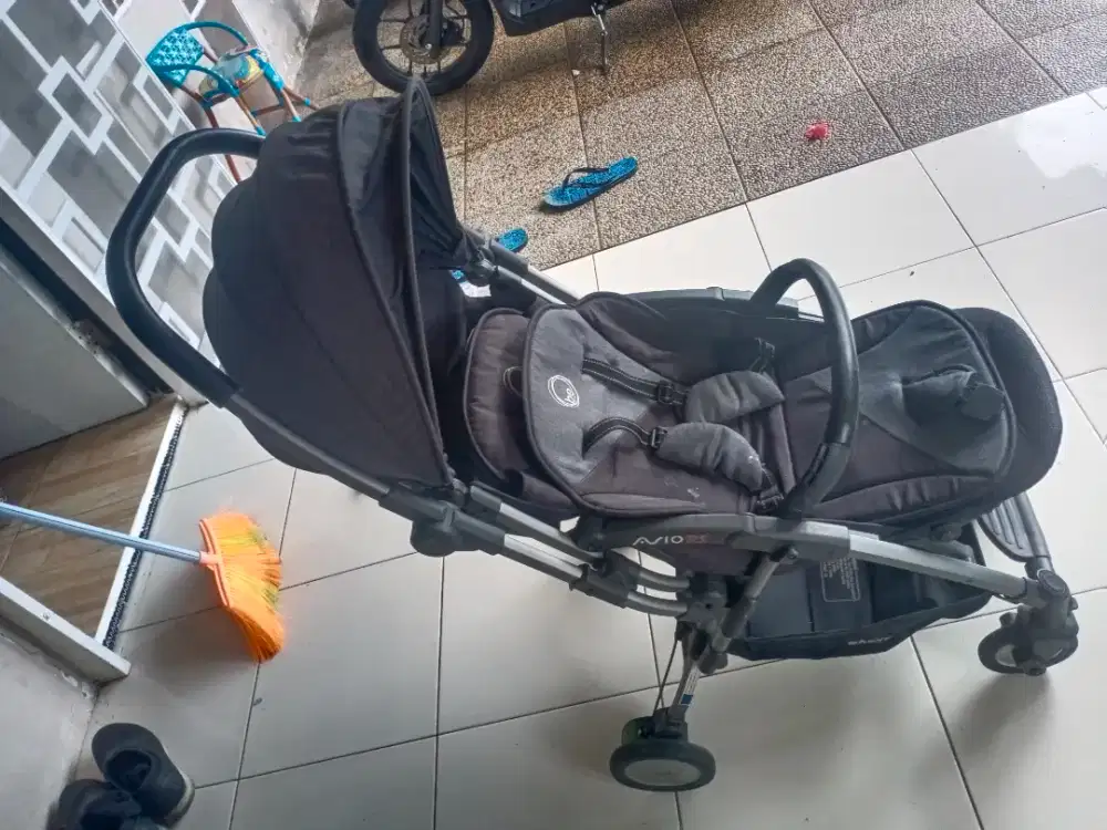 Dijual Stroller Babyelle type Avio RS