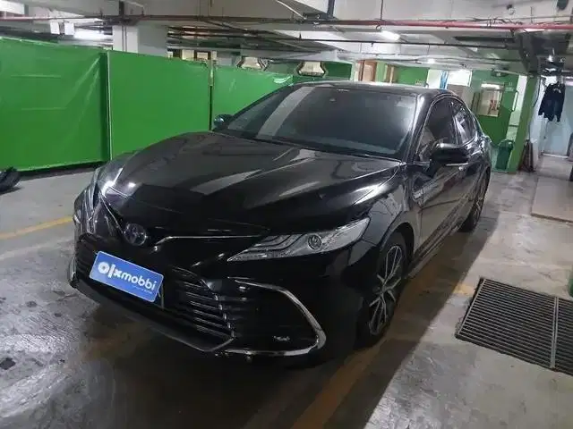 Like New TDP 25JT Toyota Camry 2.5 Hybrid-AT 2022 Hitam