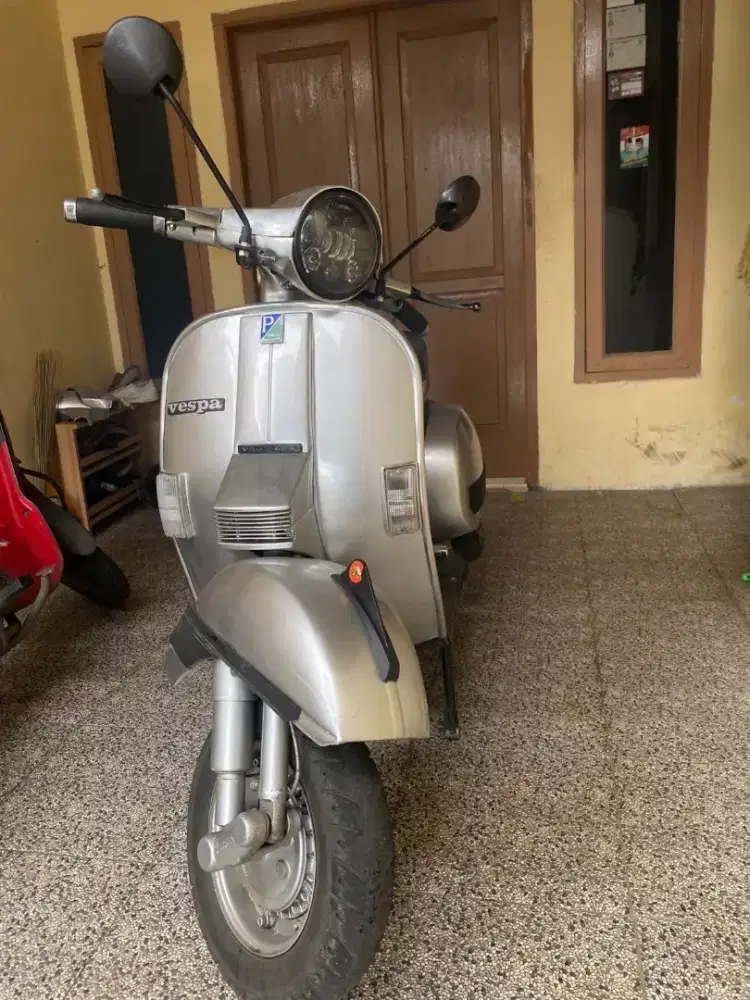 Vespa p150s Strada thn 1990 restorasi look new px