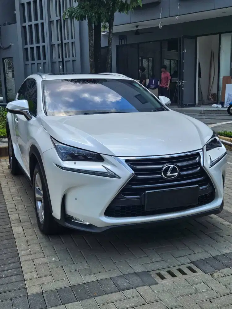 [Garansi 1th!!] Lexus NX200T Fsport NIK 2015! Full Service Record
