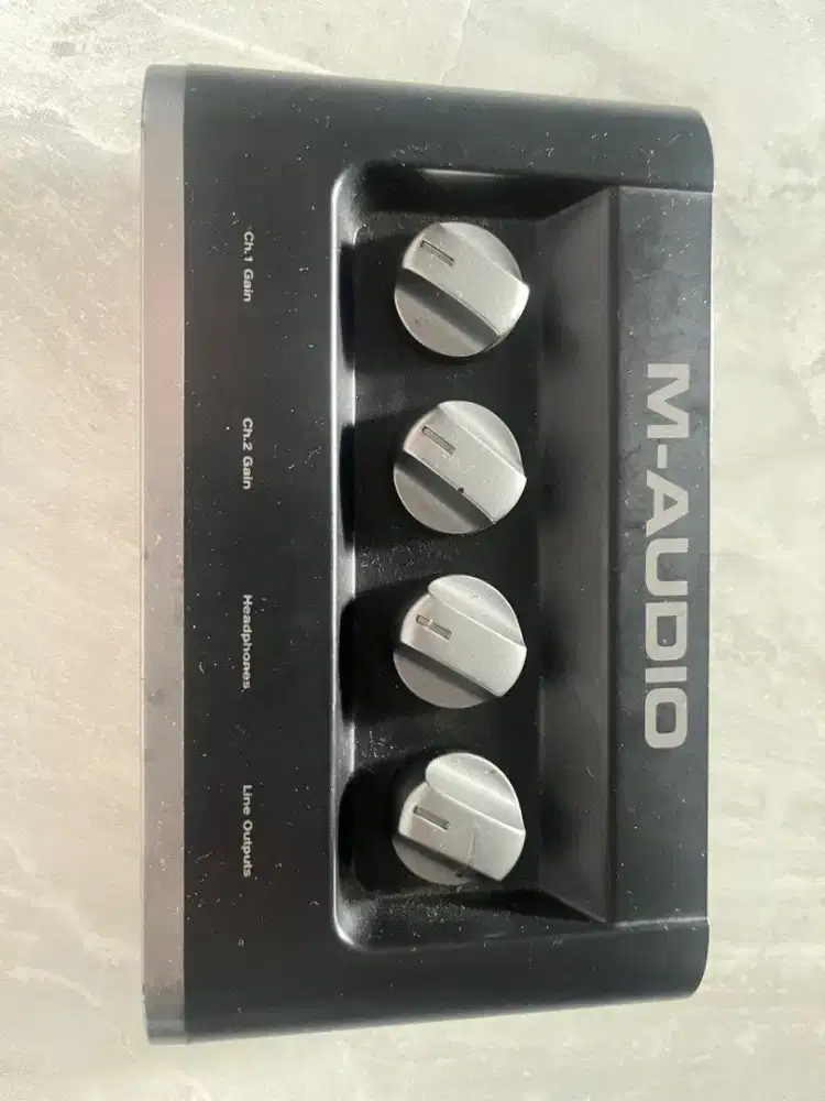 Speaker aktif, ampli, soundcard, mixer