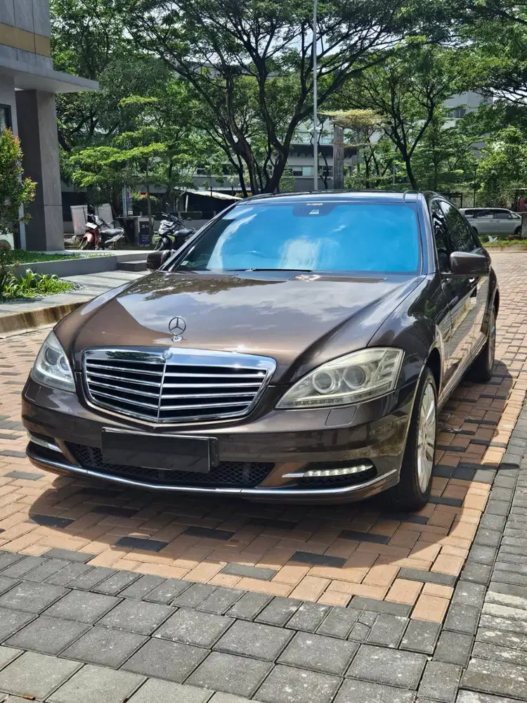 [Harga Terbaik!!] Mercedes Benz w221 S350L 2012 Coklat Matic Bensin