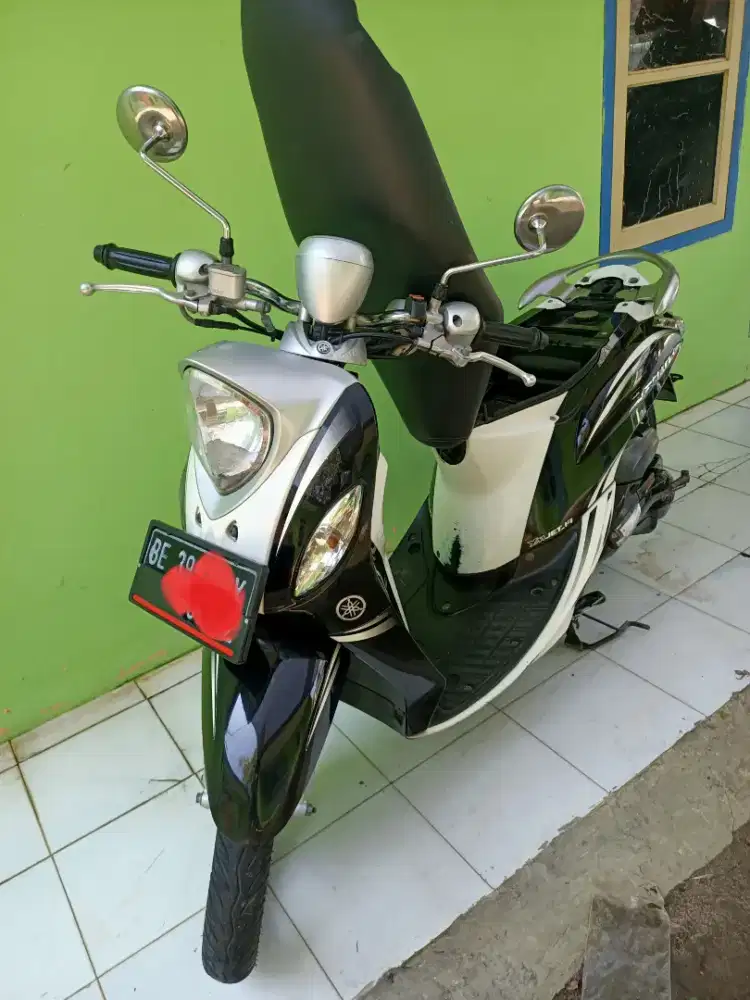 Yamaha Fino fi lus mulus black