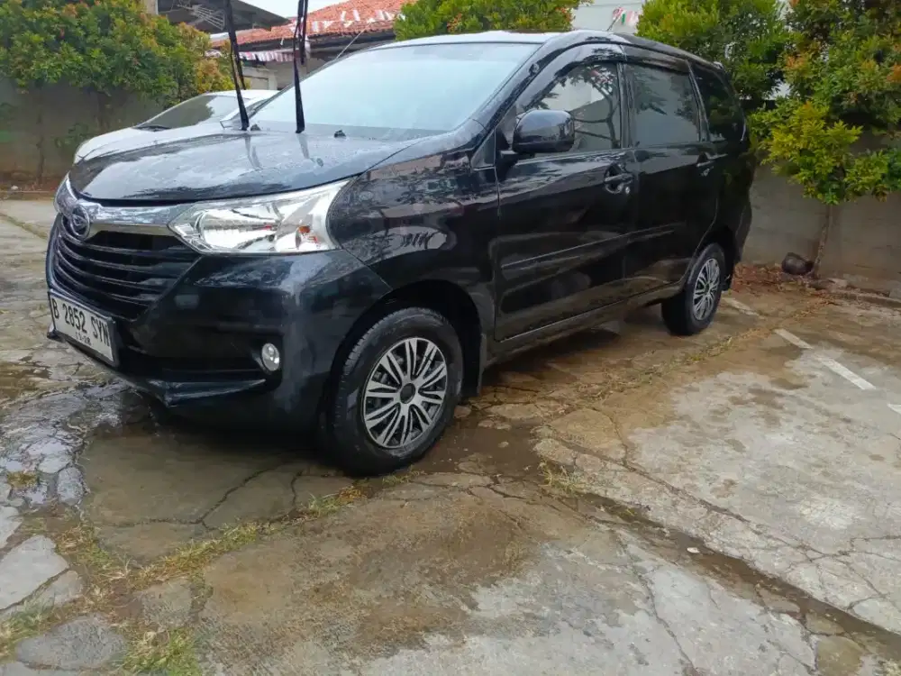 Rental mobil. Sewa mobil harian, mingguan & bulanan lepas kunci.