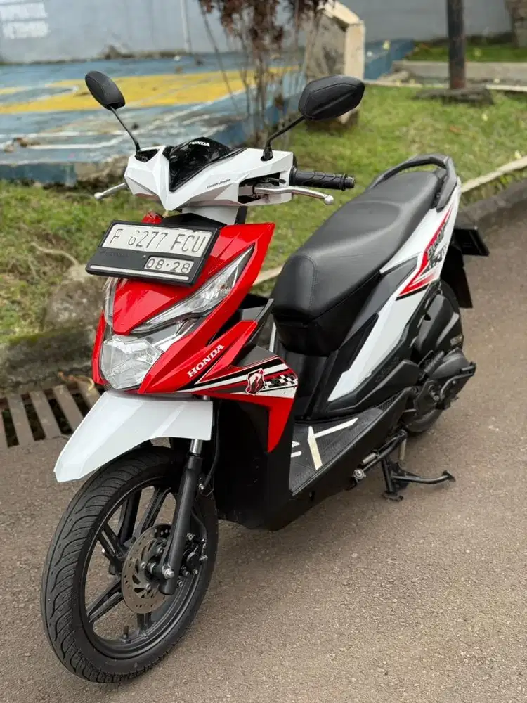Honda Beat CBS Thn 2018 Merah Putih Mulus