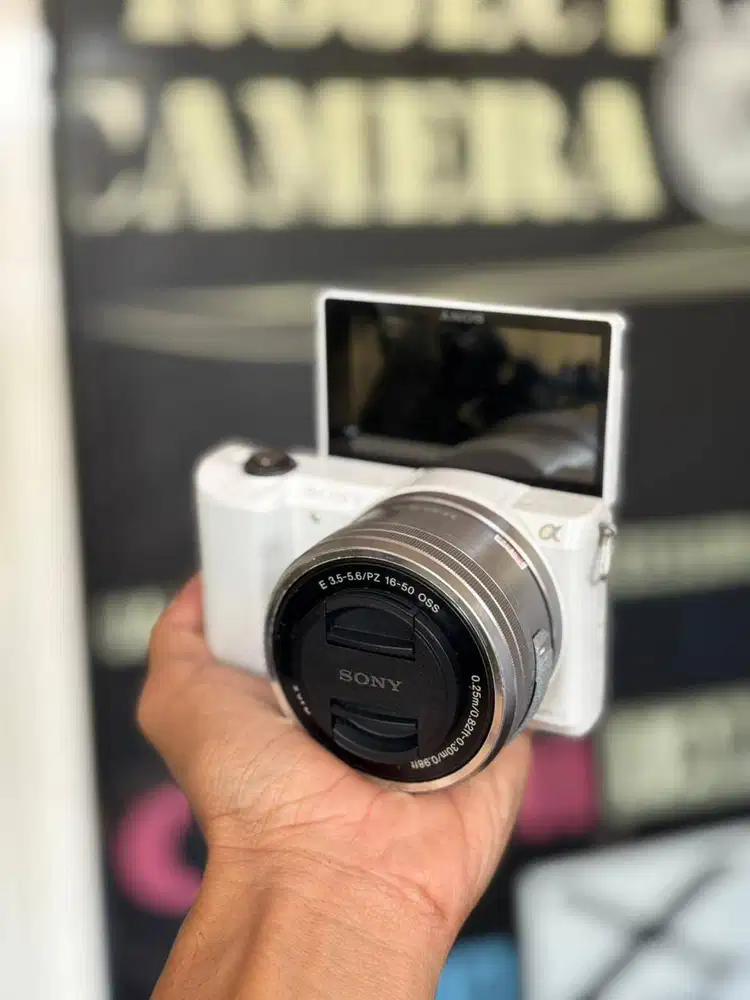 Sony A5000 Kit 16-50 SC 5K Bonus Tas dan Memory Siap Pakai
