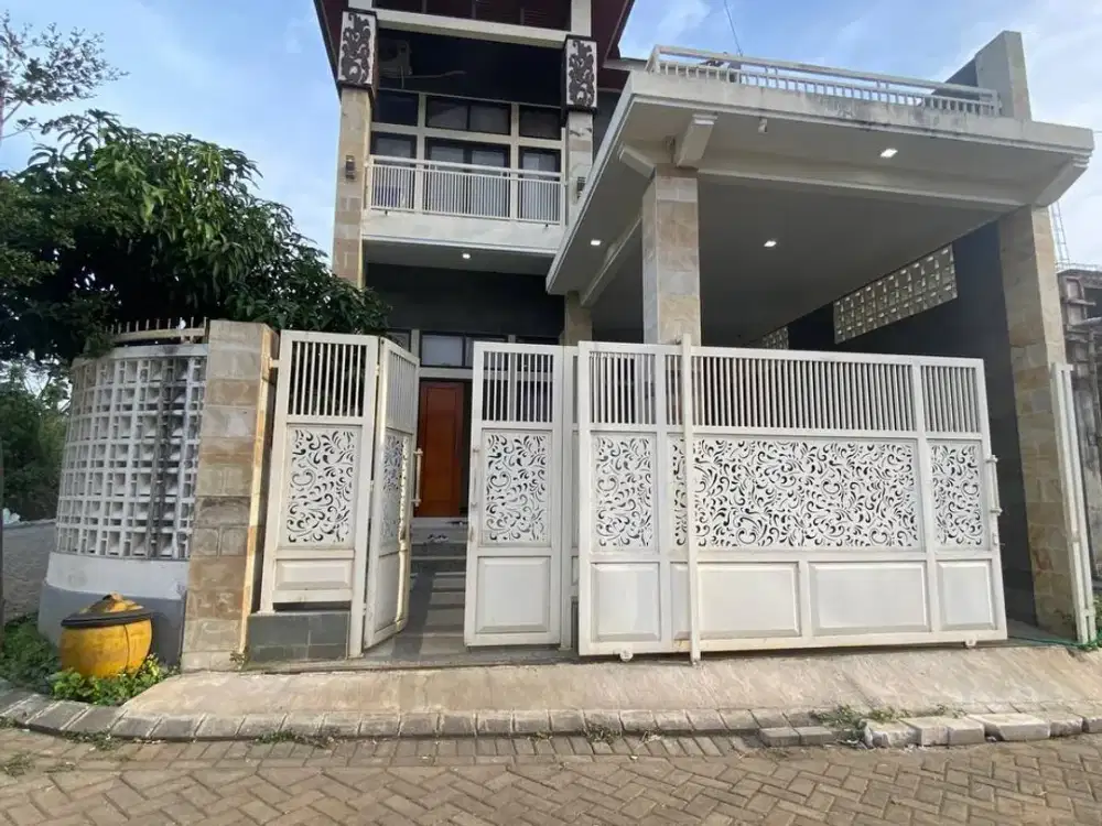 Dijual Rumah Hook Selangkah ke Exit Tol di Cemorokandang Malang