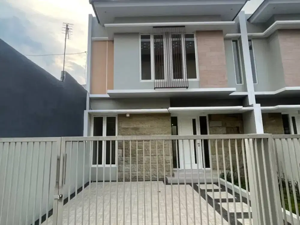 Dijual Rumah Baru Minimalis 2 Lantai di Jl Ikan-ikan Malang