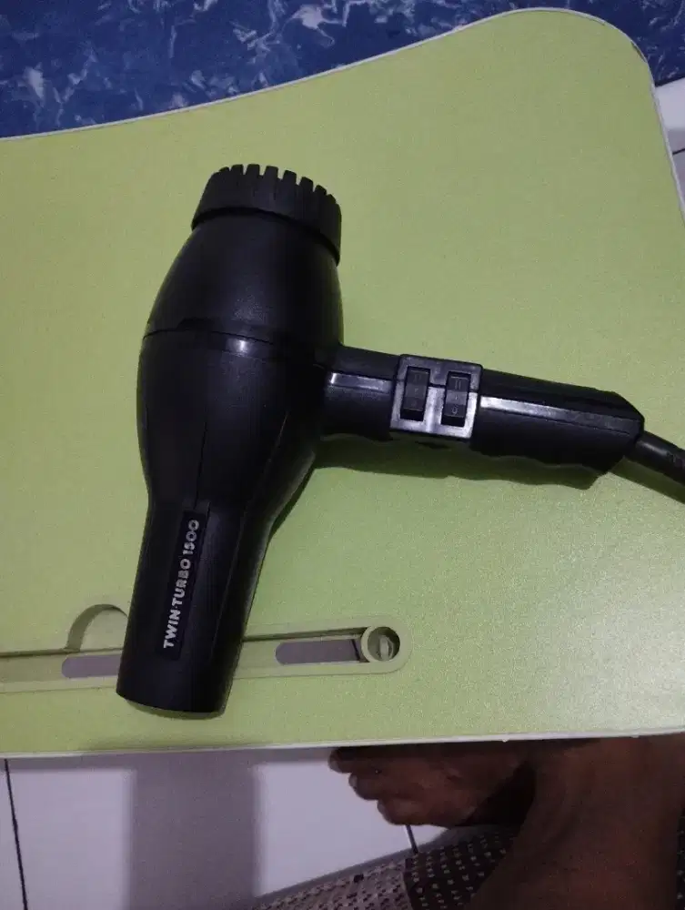 Hair driyer parlux.. Twin turbo 1500