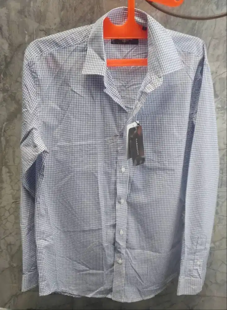 KEMEJA KANTOR PRIA MERK EXECUTIVE SLIM FIT SIZE 16