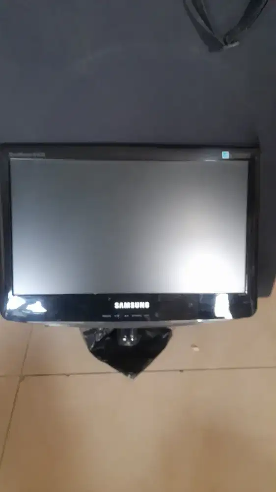 2 monitor samsung 19-16 inch