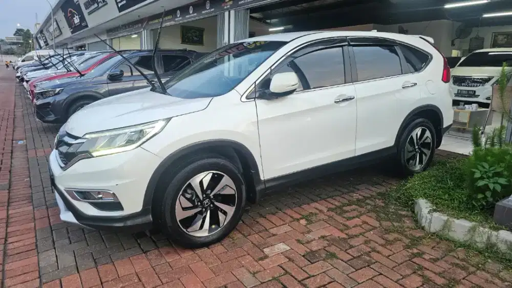 Di jual CRV 2.4 AT 2016