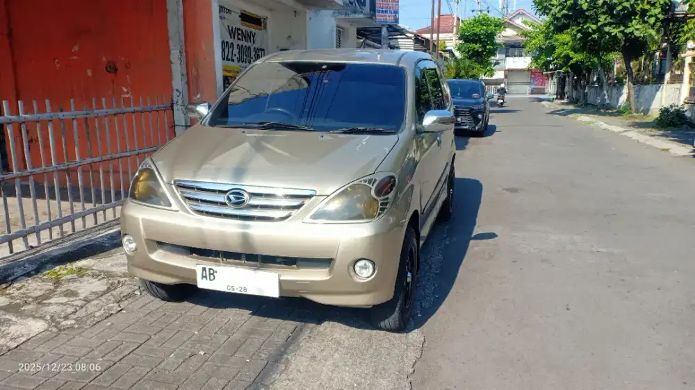 daihatsu xenia LI 2004
