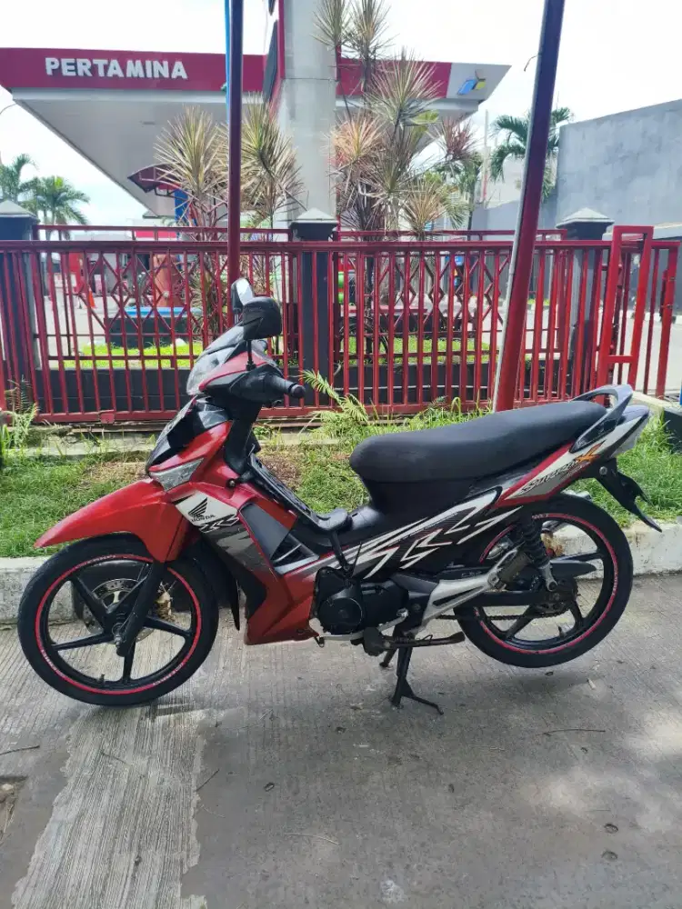 Di jual Honda Supra x 125 tahun 2012
