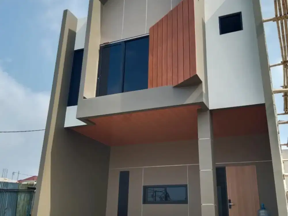 Di jual rumah baru di cluster cctv