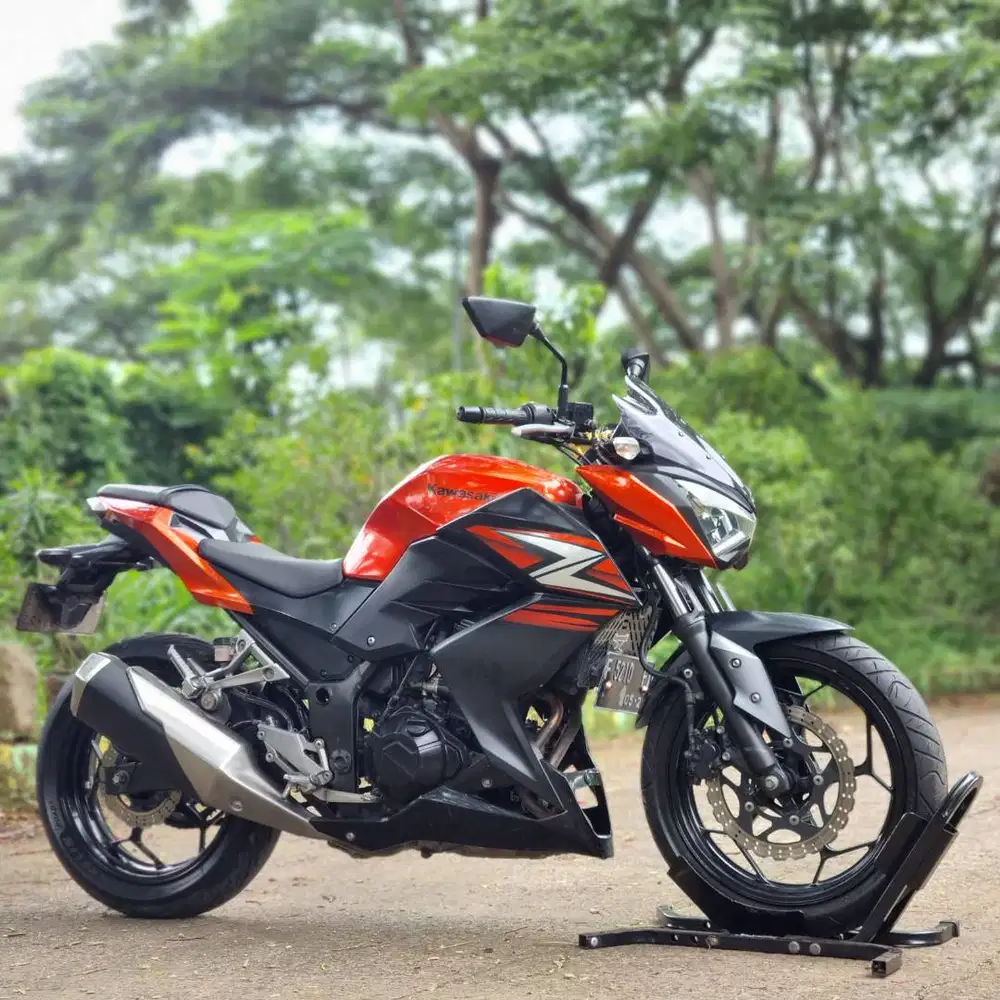 KAWASAKI Z250 FI ORANGE 2014 KM LOW SUPER GRESS