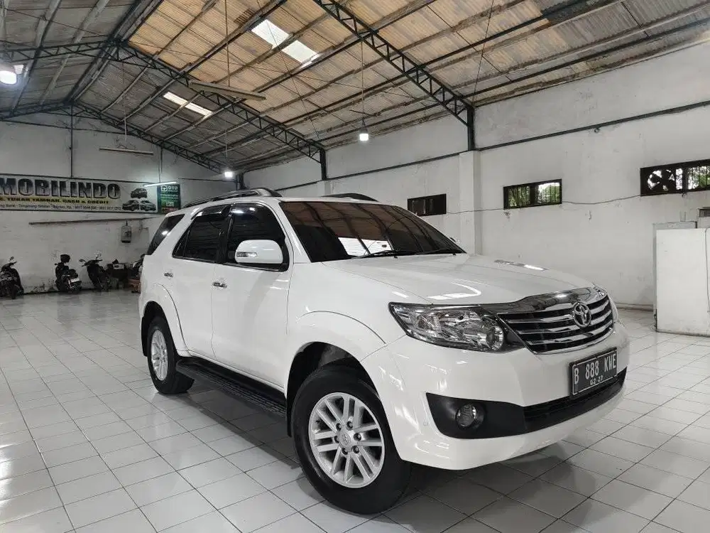 Toyota FORTUNER G 2.5 Diesel AT 2012 Putih